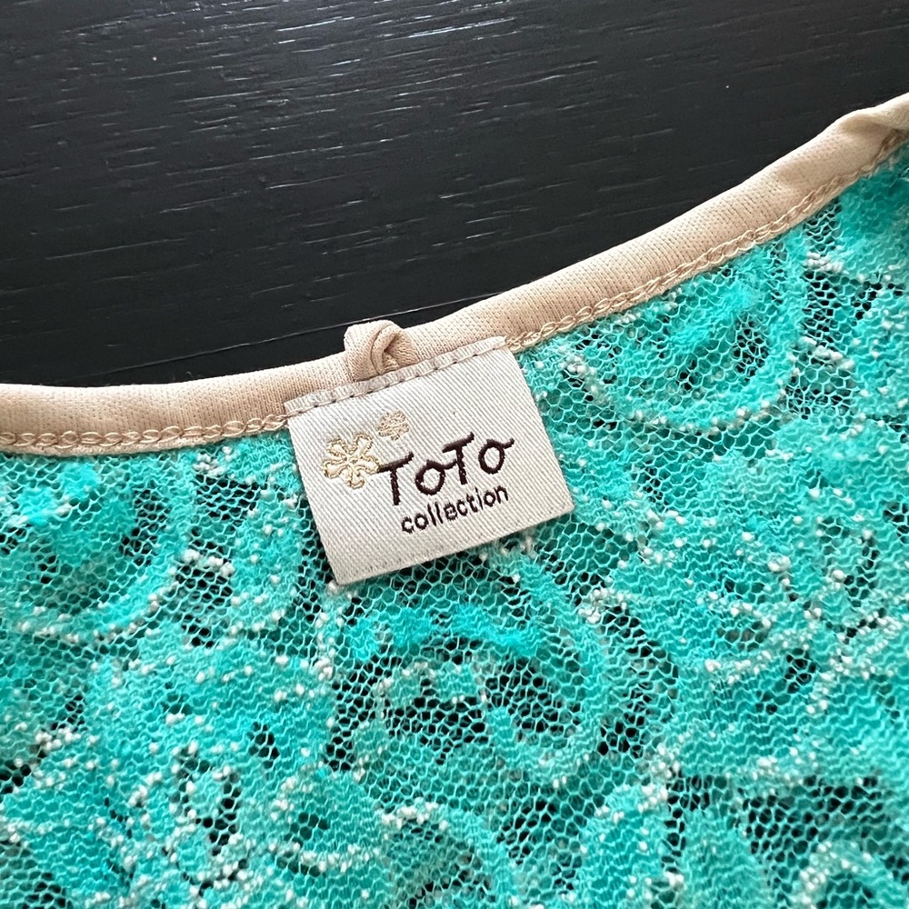 ToTo Collection  Tank Top  Size 1X Used - Picture 7 of 7